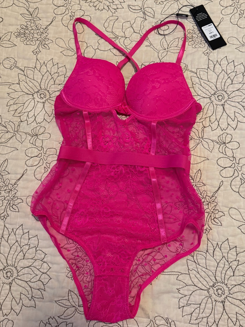 New Fashion Nova Fuchsia Lace Bodysuit - Women Intimates & Sleepwear size Small